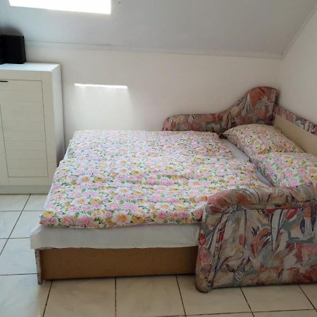 Leander Apartman Balatonlelle Exterior photo