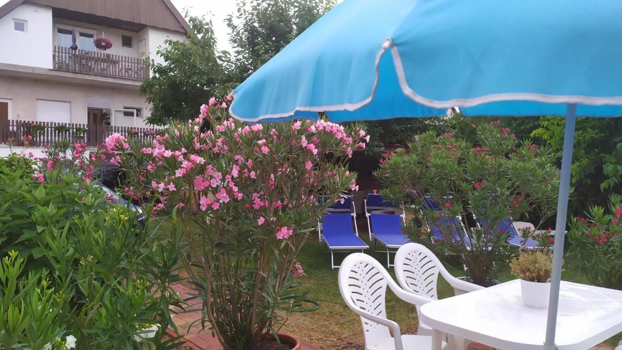 Leander Apartman Balatonlelle Exterior photo